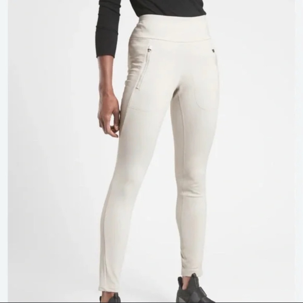 althleta women’s Cream High-Waisted Peak hybrid fleece tight leggings